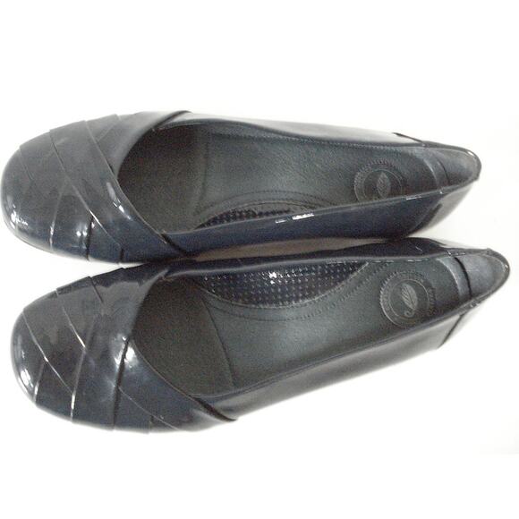 NURTURE DARK ROYAL BLUE PATENT LEATHER SLIP ON LOAFER FLAT SIZE 6M - Picture 2 of 7